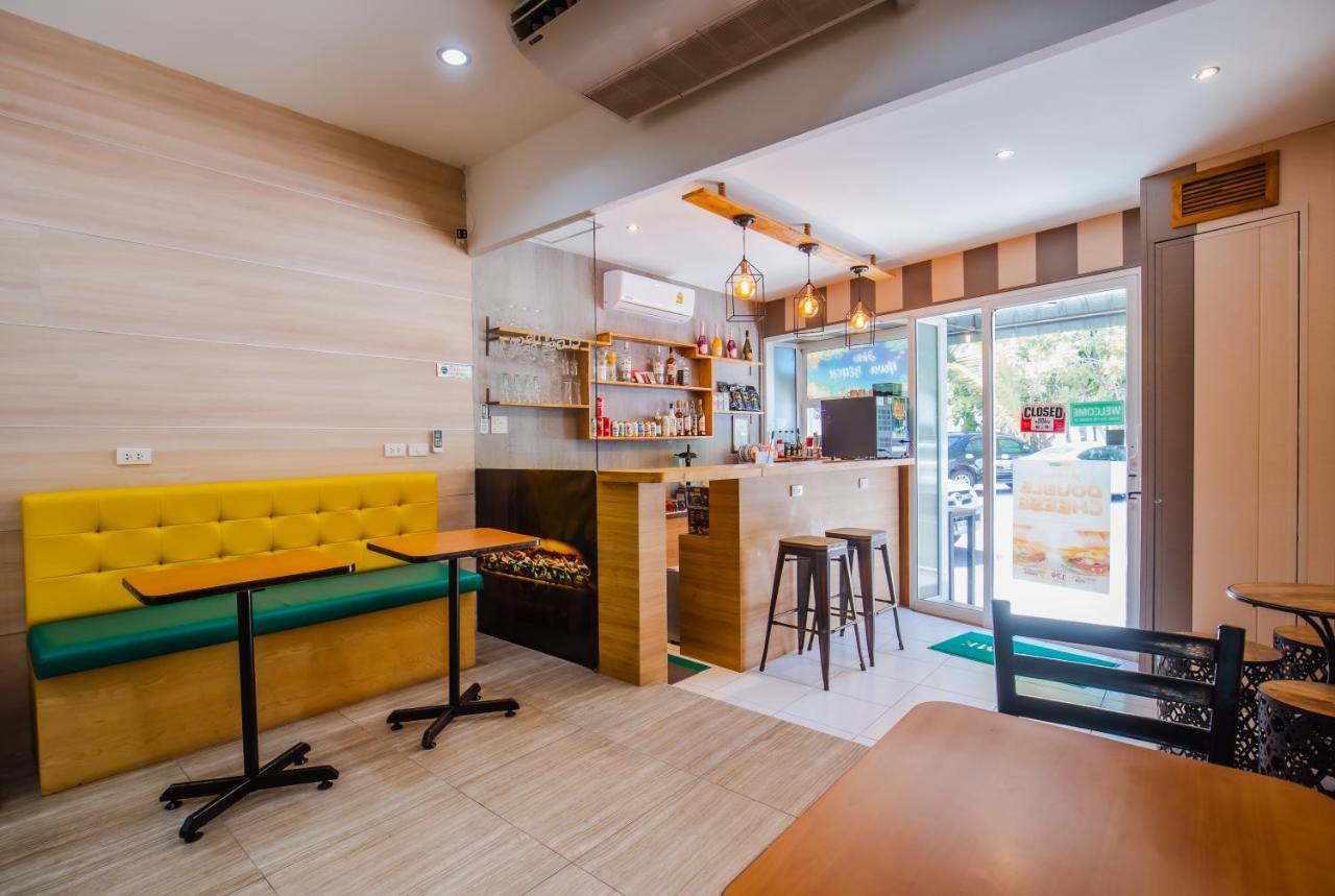 Time Out Hotel Patong Экстерьер фото