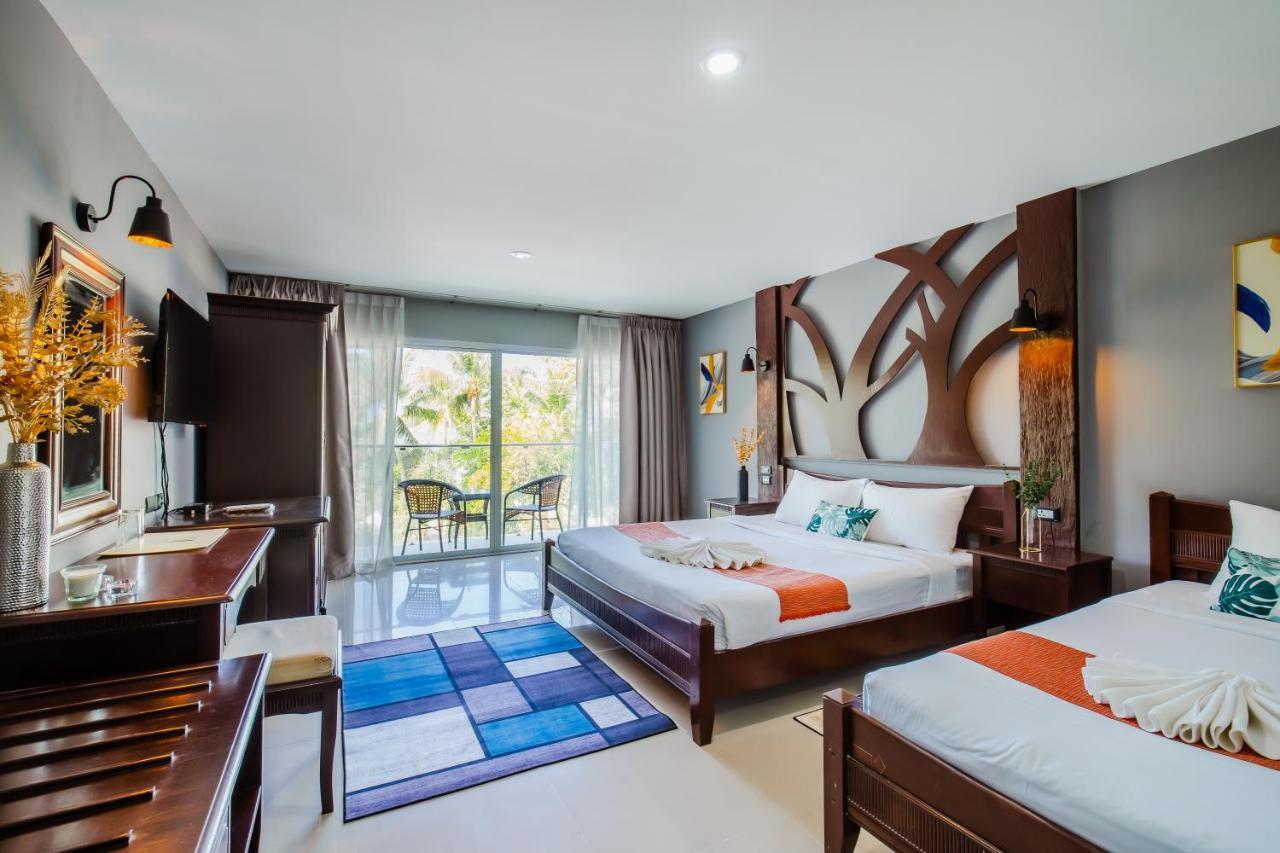Time Out Hotel Patong Экстерьер фото