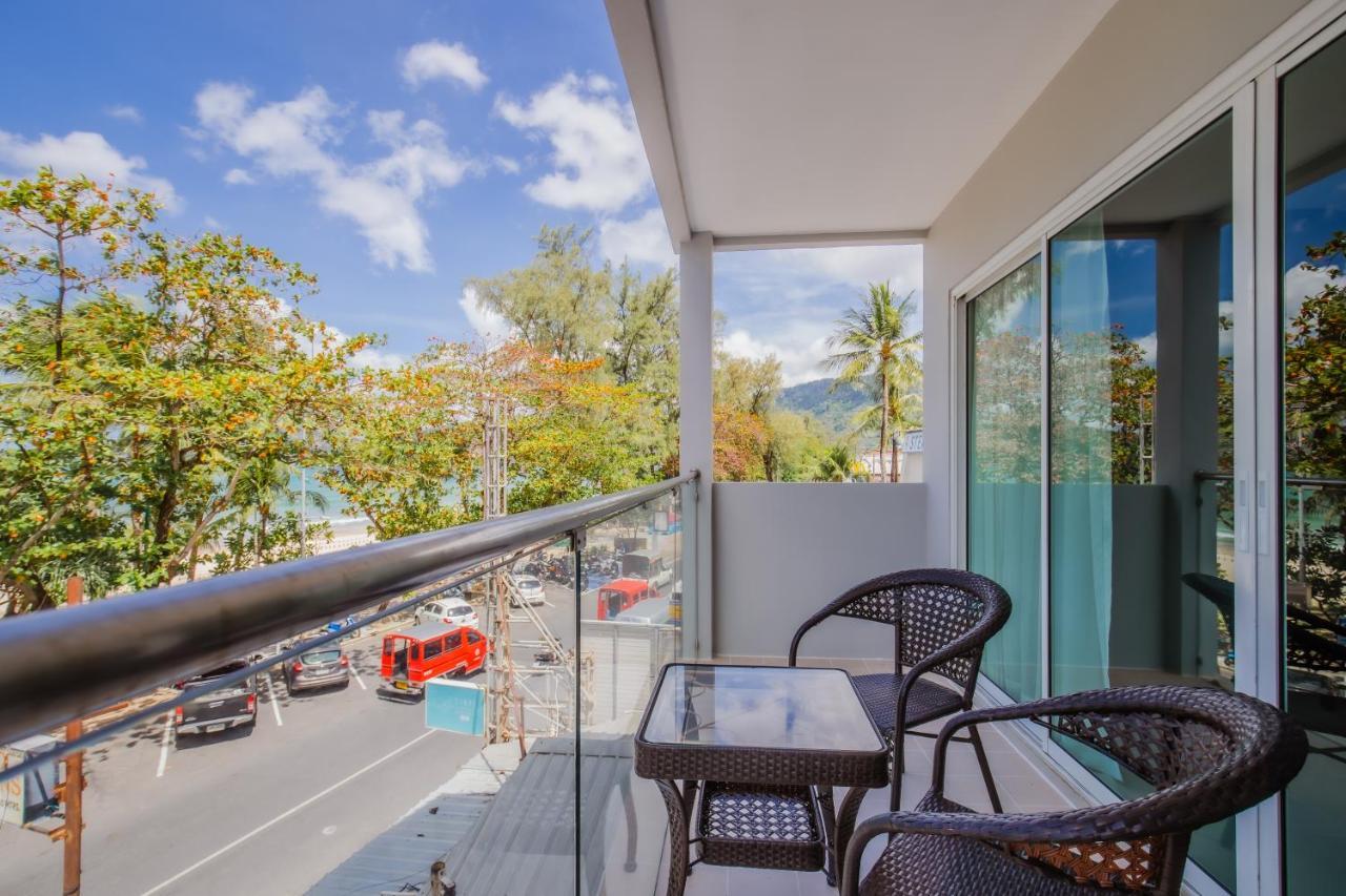Time Out Hotel Patong Экстерьер фото